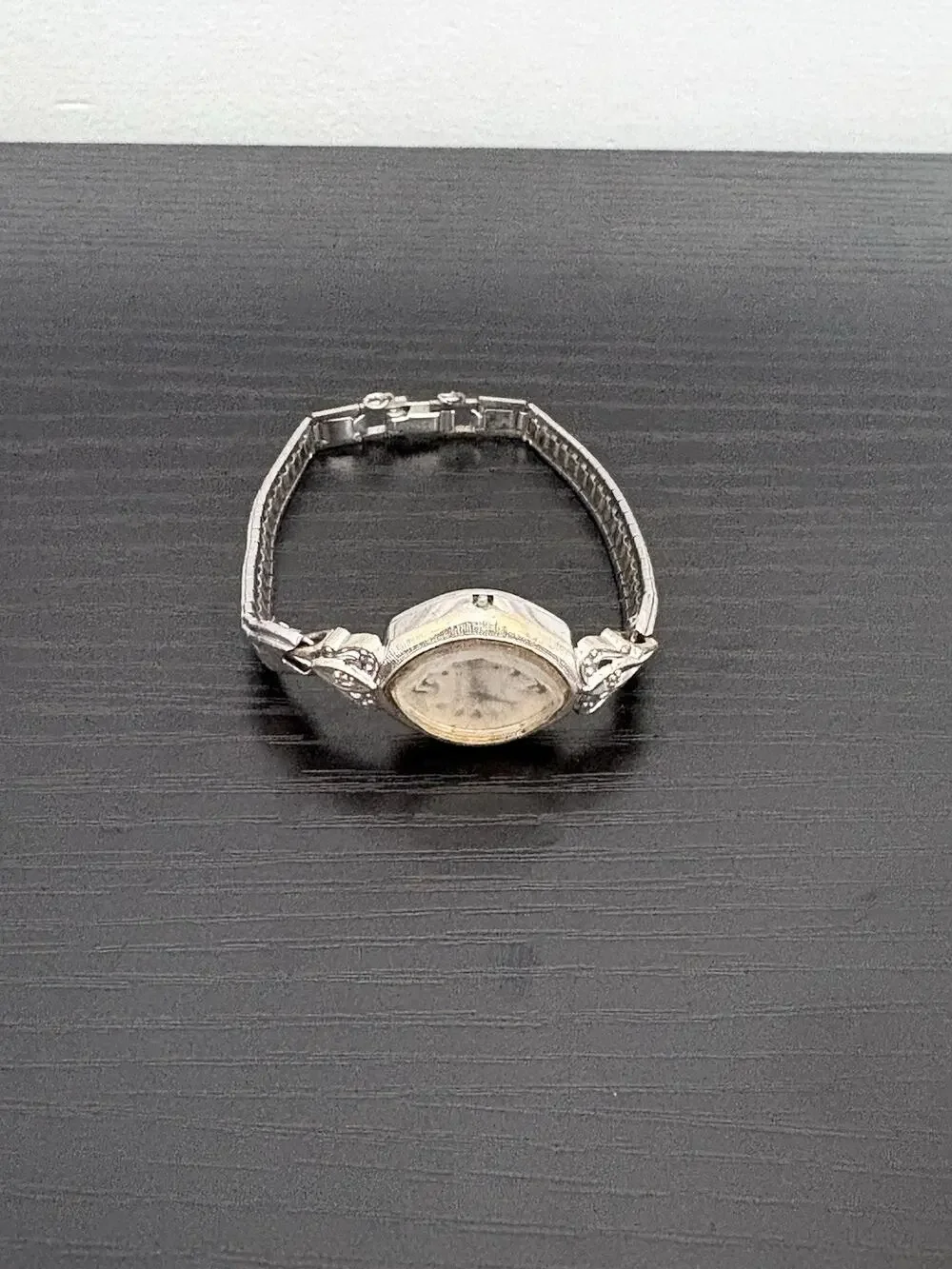 Vintage Women’s Oval Bracelet Watch Silver Tone Quartz Japan Movement Untested